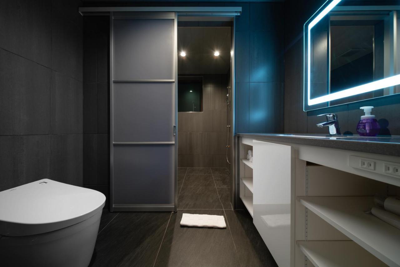 Bluebird Apartments By The Hakuba Collection Экстерьер фото