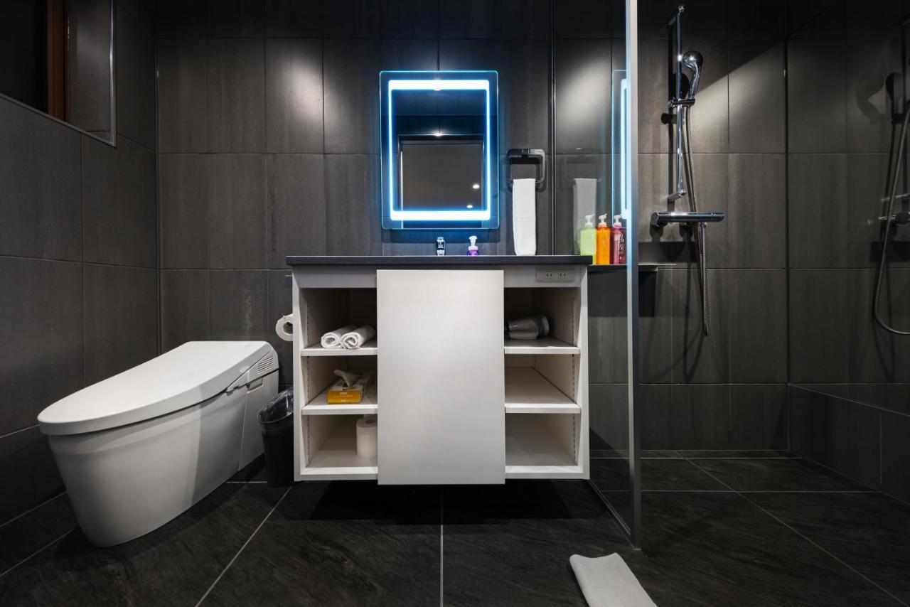 Bluebird Apartments By The Hakuba Collection Экстерьер фото