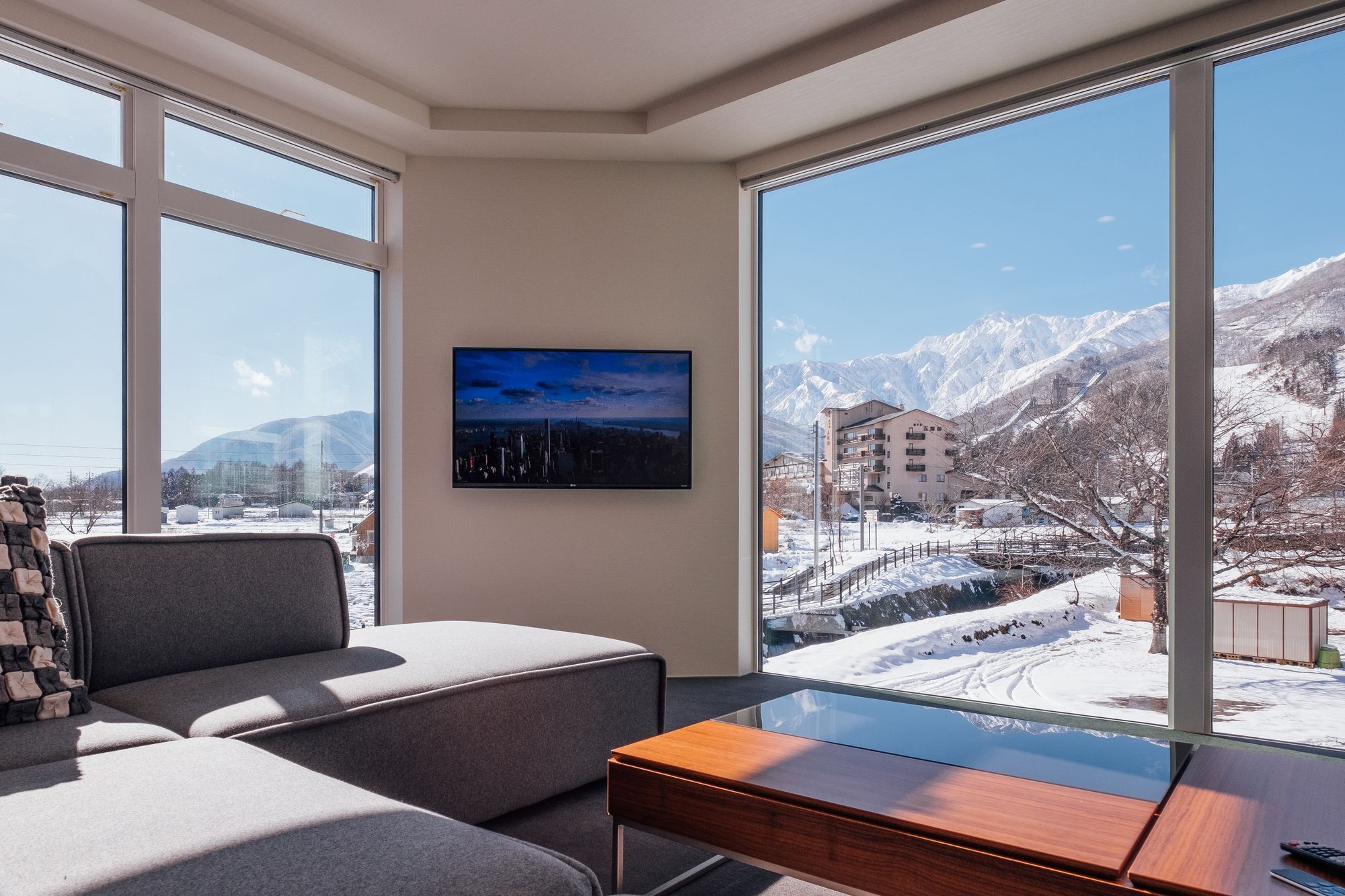 Bluebird Apartments By The Hakuba Collection Экстерьер фото