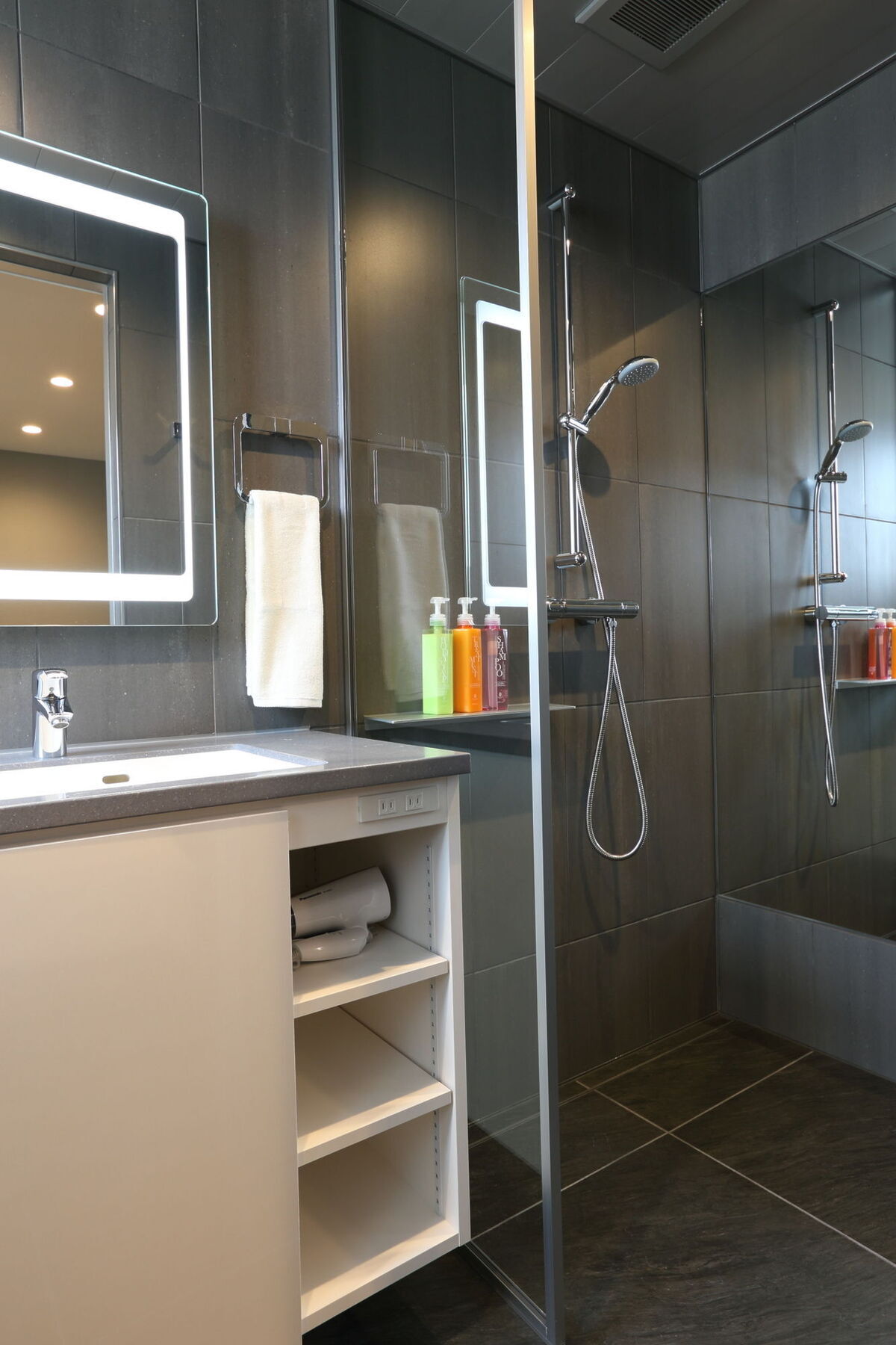 Bluebird Apartments By The Hakuba Collection Экстерьер фото